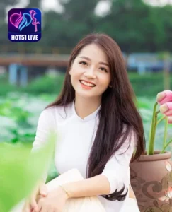 Read more about the article Gái Việt Nam – Bức Tranh Tuyệt Vời tại Công Viên Cánh Sen: Sắc Đẹp của Những Cô Gái Việt Nam. Beautiful livestream